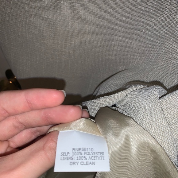 The Perfect Dress NWT women’s zipper back dress - Picture 9 of 9